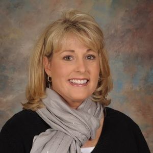 Meet your Posher, Lynn